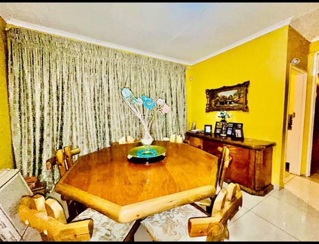 3 BEDROOM HOUSE FOR SALE IN VANDERBIJLPARK CE 4